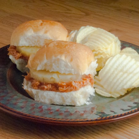 Chipotle-BBQ-Chicken-Sliders