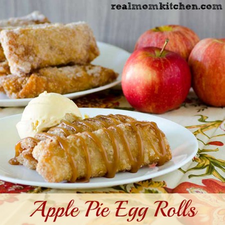 Apple Pie Egg Rolls | realmomkitchen.com