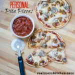 Personal Pita Pizzas | realmomkitchen.com