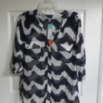 COLLECTIVE CONCEPTS Boregard Wavy Chevron Front Pocket Blouse